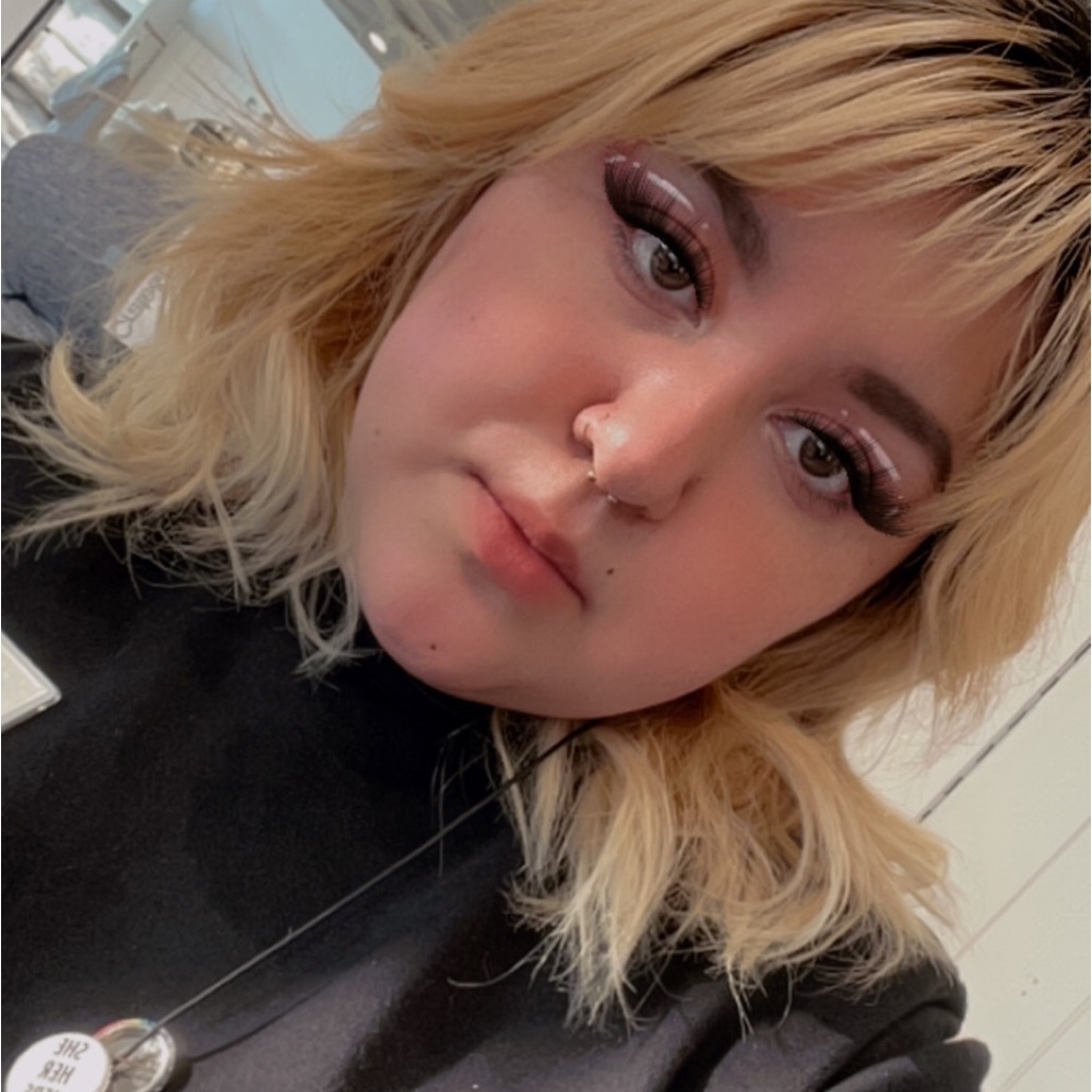 Meet your Posher, Astrik